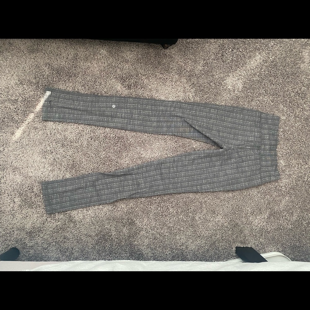 Lululemon leggings grey